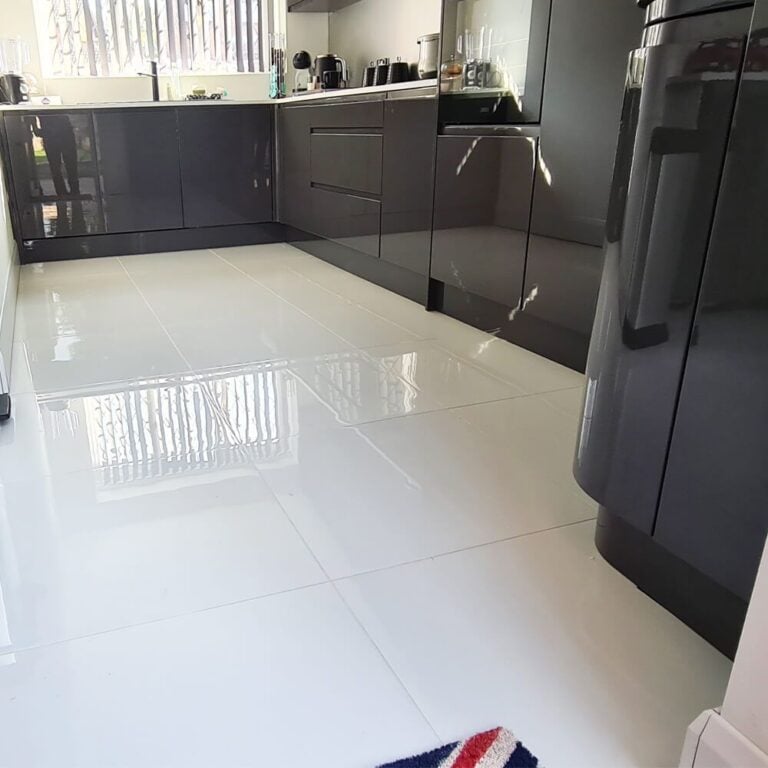 Crystal White Quartz stone Crystallized Stone large format fullbody polished carrara design real installed project photo kitchen island countertop market Australia America super white polished porcelain tile double loading size 600x600mm polished surface installed project effect real photo kicthen floor